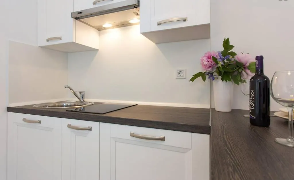 Studio Stonehouse Ičići Apartman